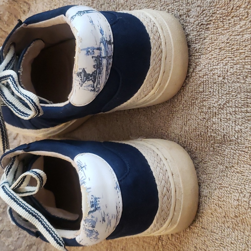 Navy blue shoes - Picture 6 of 8